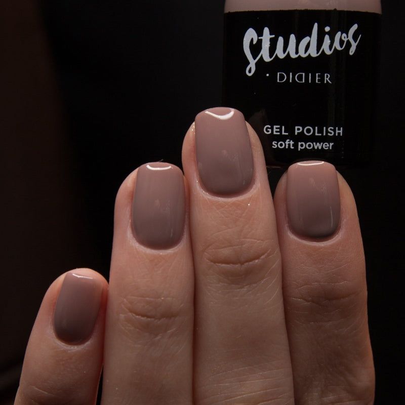 Top Coat Semi-Permanent Comparatif