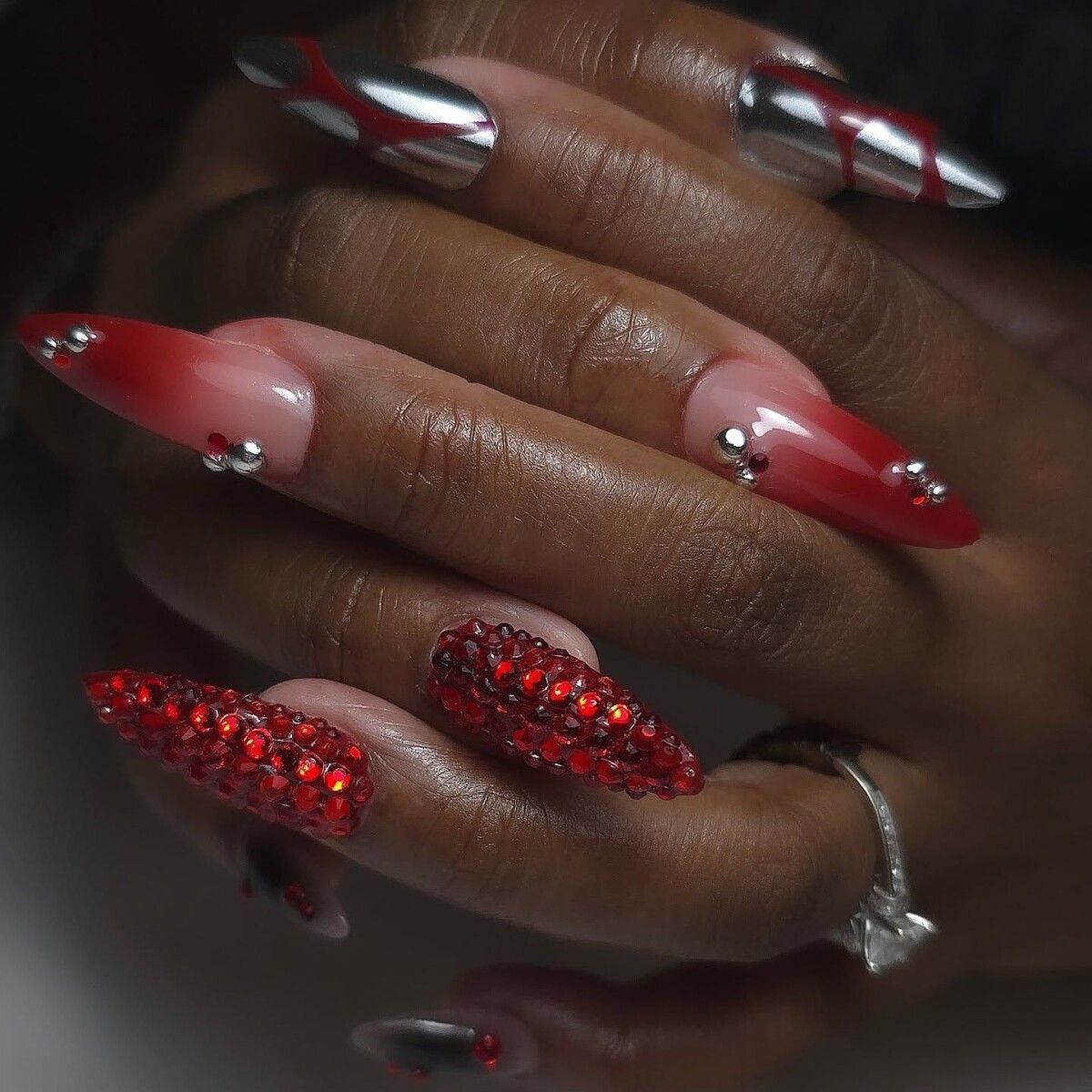 Nail Art Rouge Passion