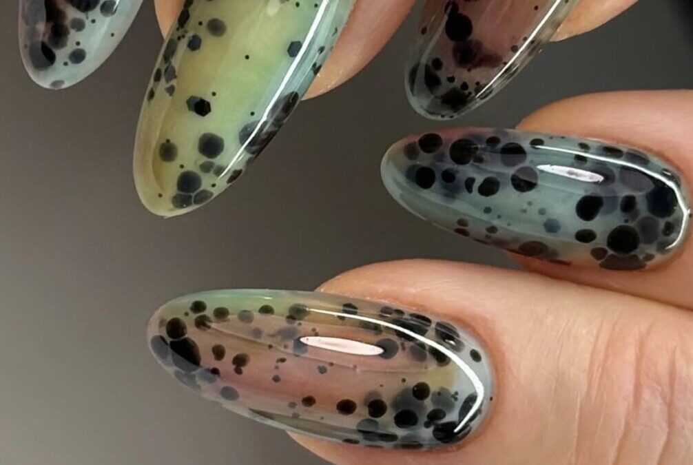 Acétone pour ongles : conseils et alternatives naturelles