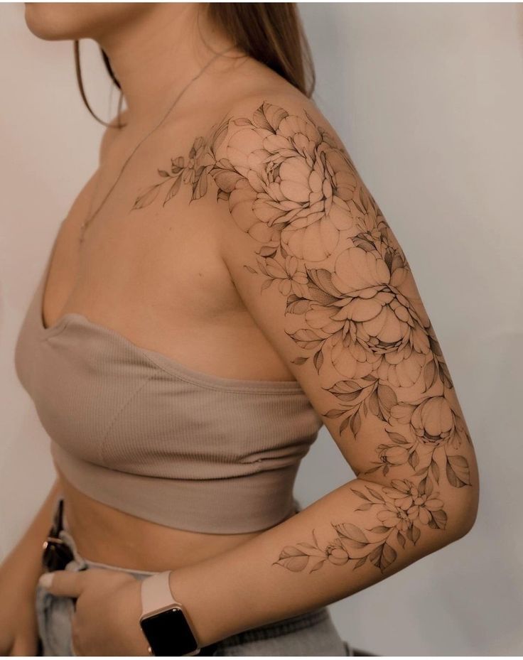 Tatouage Fleur Bras Femme