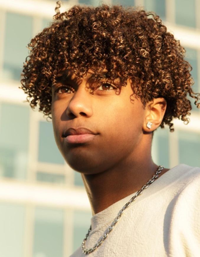 Coupe Cheveux Bouclés Homme